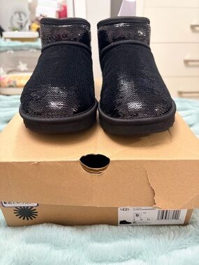 Black Sequin Mini Mirror Ball UGGs